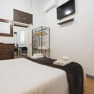 Apartamento En Pleno Centro De Mascotas , Toledo España